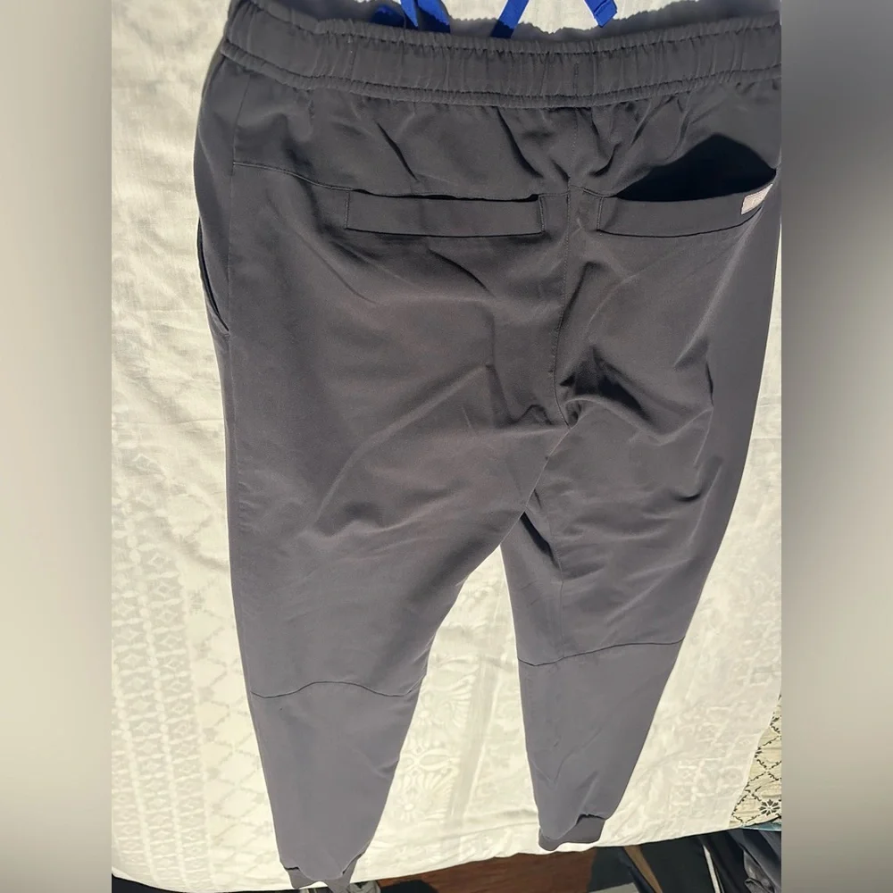 Figs Dark Gray scrub men’s joggers set side top XS pants S